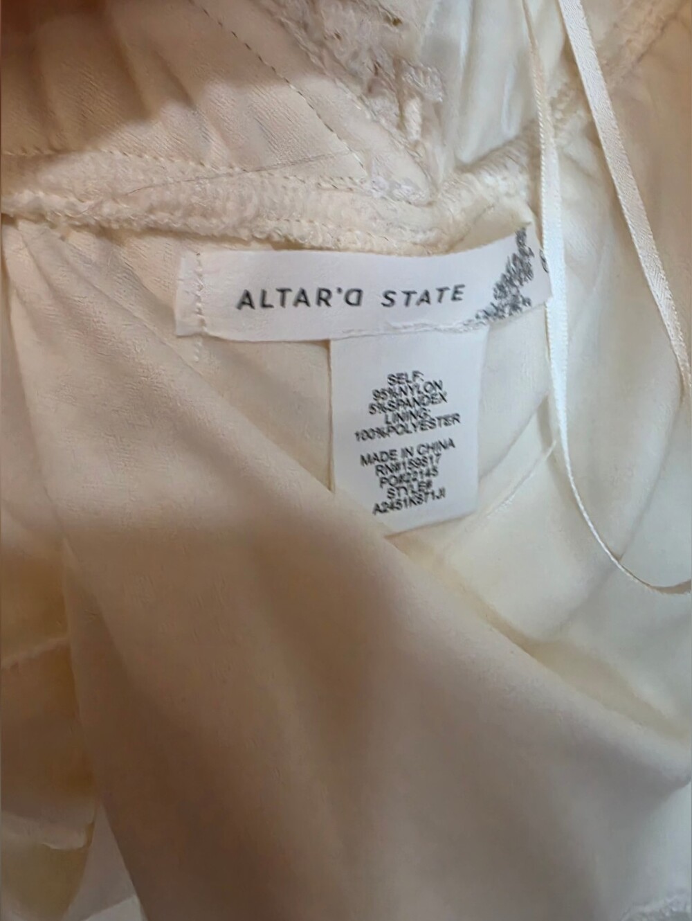 Altard State Stretch Lace Tank - Picture 3 of 6